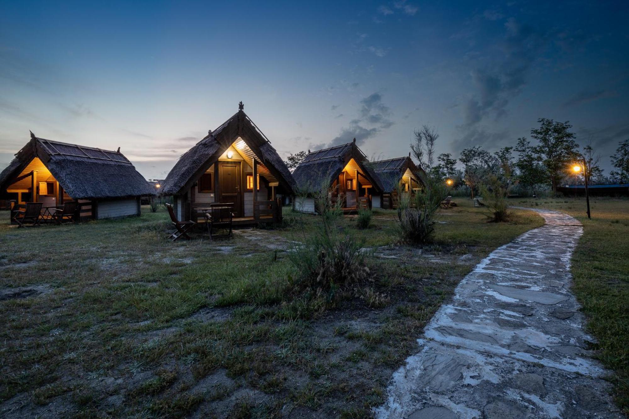 Dolphin Camping Sfantu Gheorghe  Ngoại thất bức ảnh