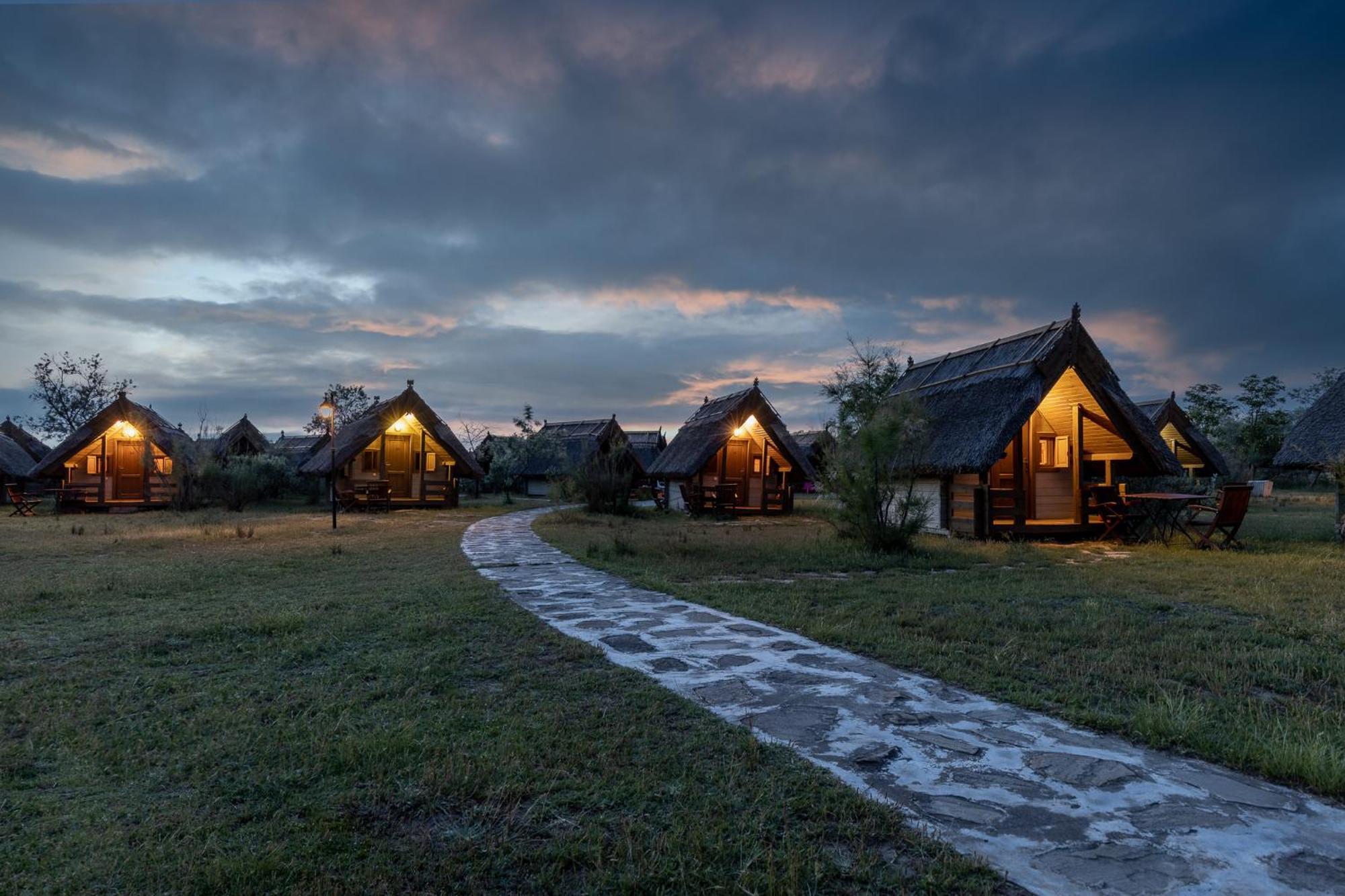Dolphin Camping Sfantu Gheorghe  Ngoại thất bức ảnh
