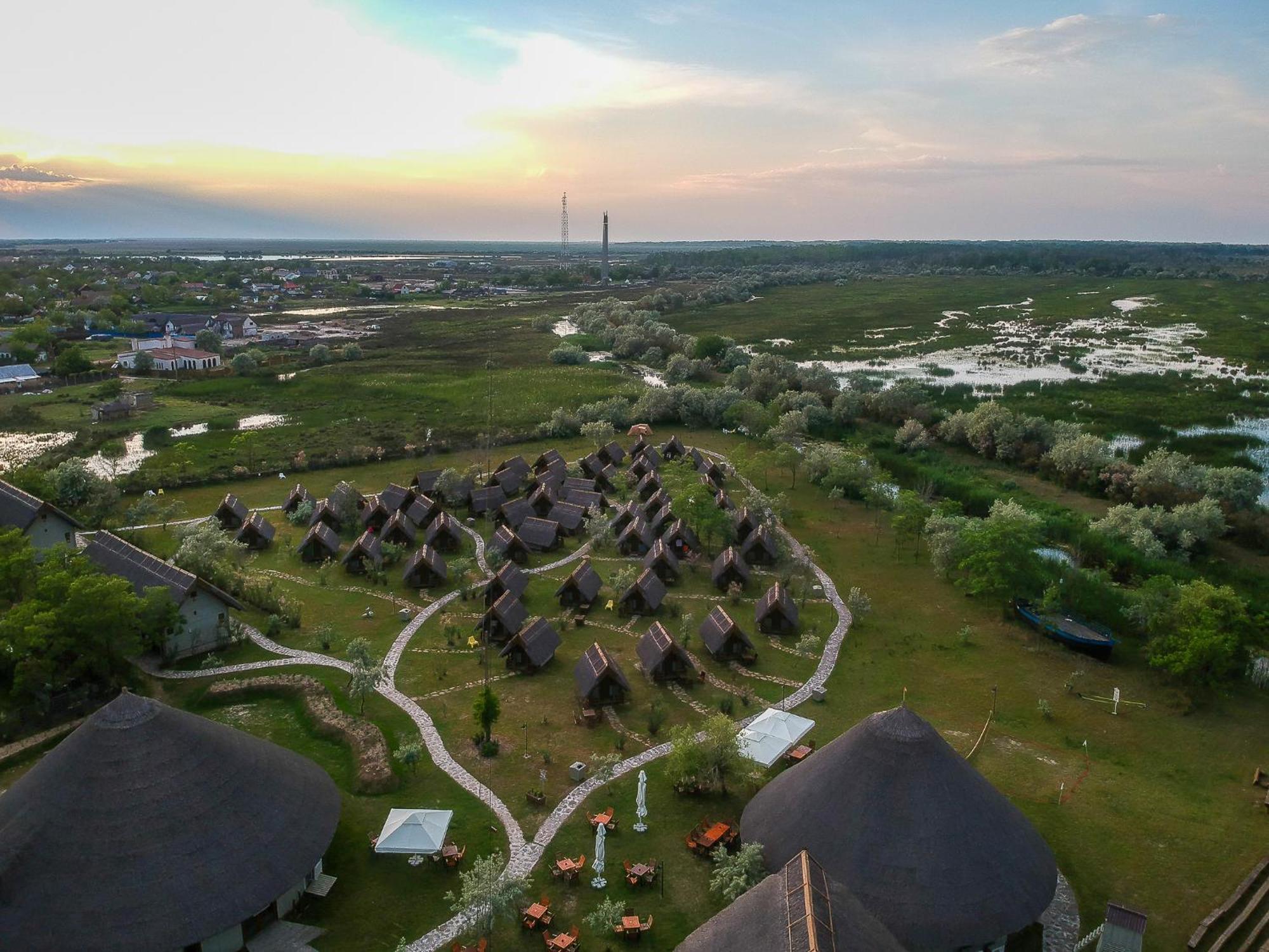 Dolphin Camping Sfantu Gheorghe  Ngoại thất bức ảnh