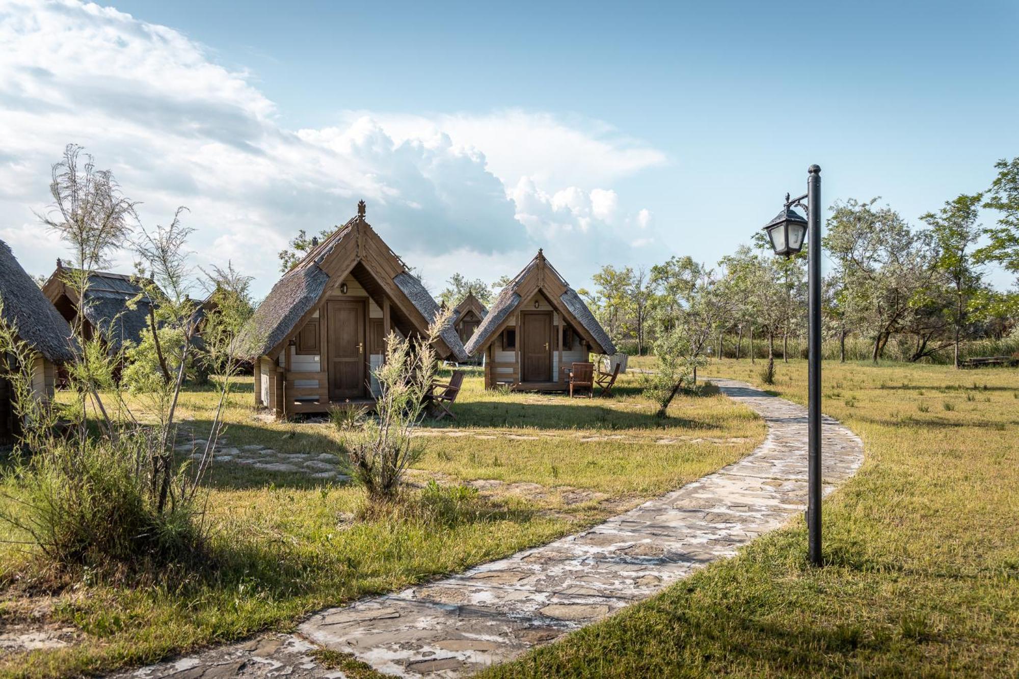 Dolphin Camping Sfantu Gheorghe  Ngoại thất bức ảnh
